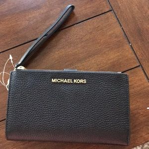 Michael Kors Wristlet/Wallet